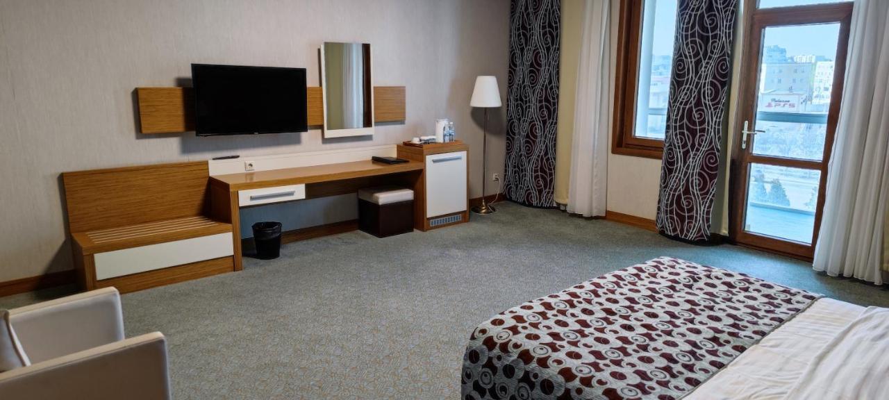 Grand Nur Plaza Hotel Aktau  Extérieur photo