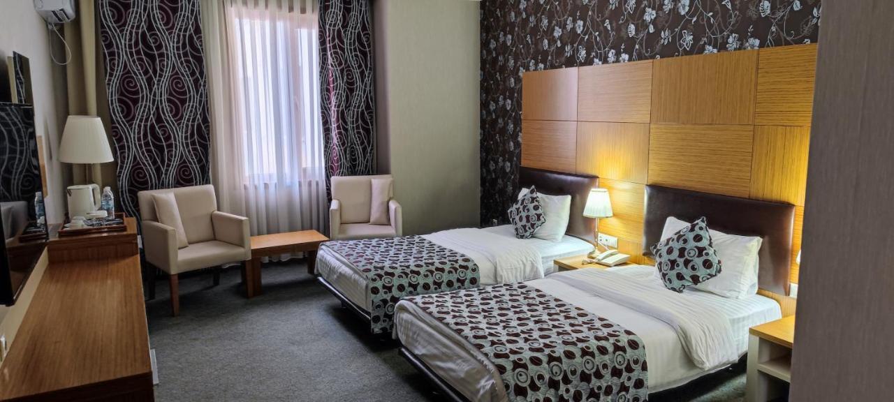 Grand Nur Plaza Hotel Aktau  Extérieur photo