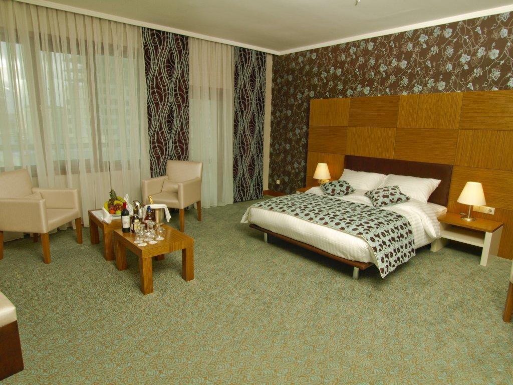Grand Nur Plaza Hotel Aktau  Extérieur photo