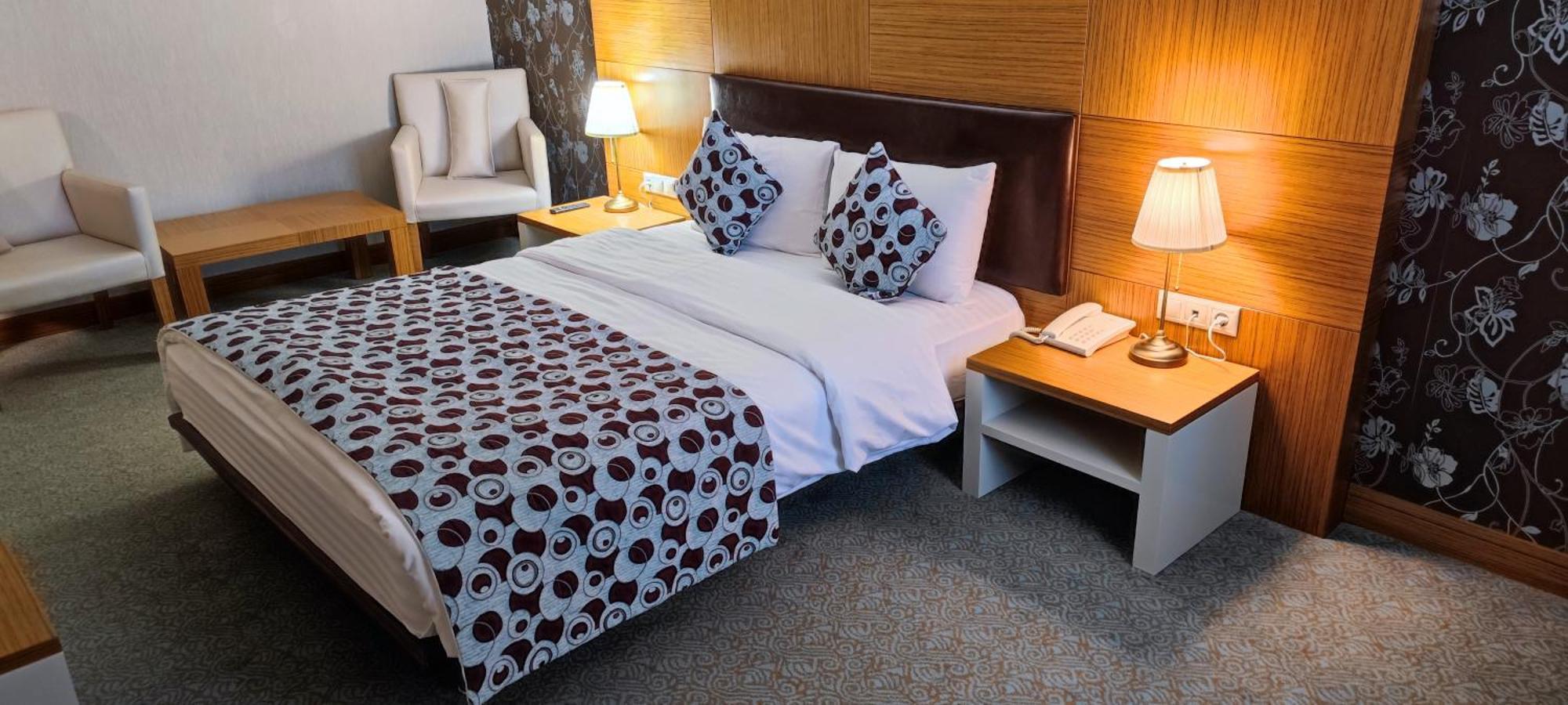 Grand Nur Plaza Hotel Aktau  Extérieur photo
