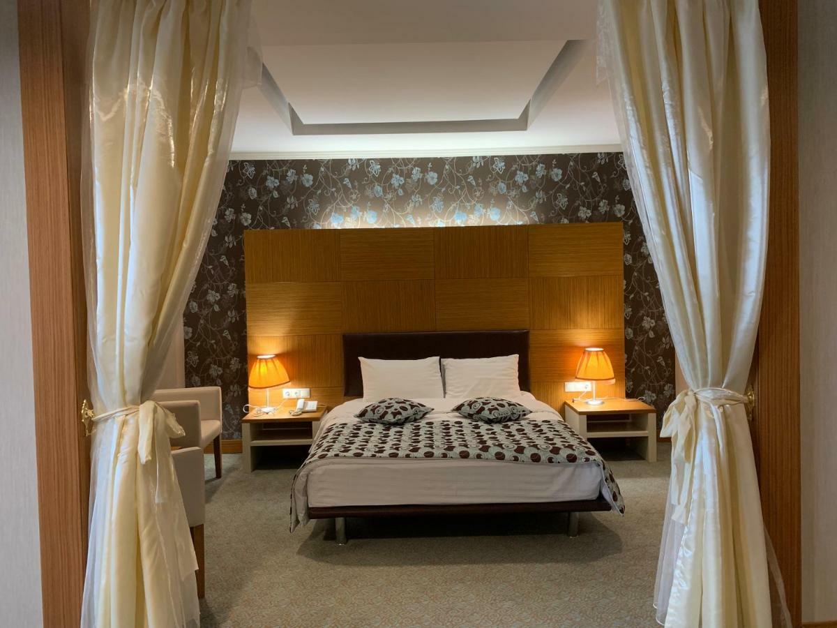 Grand Nur Plaza Hotel Aktau  Extérieur photo